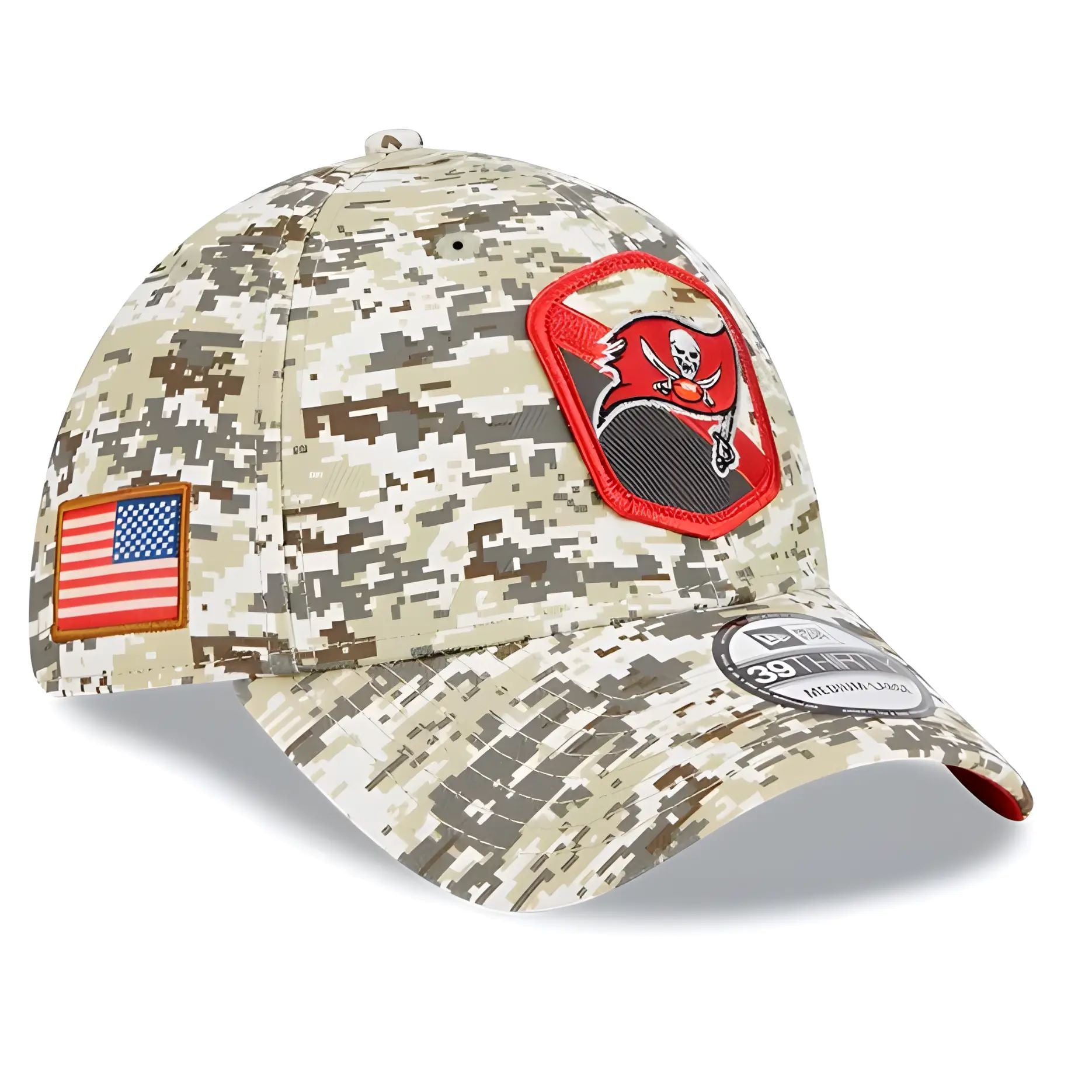 Gorra New Era 3930 Salute to Service 23 Camo Buccaneers