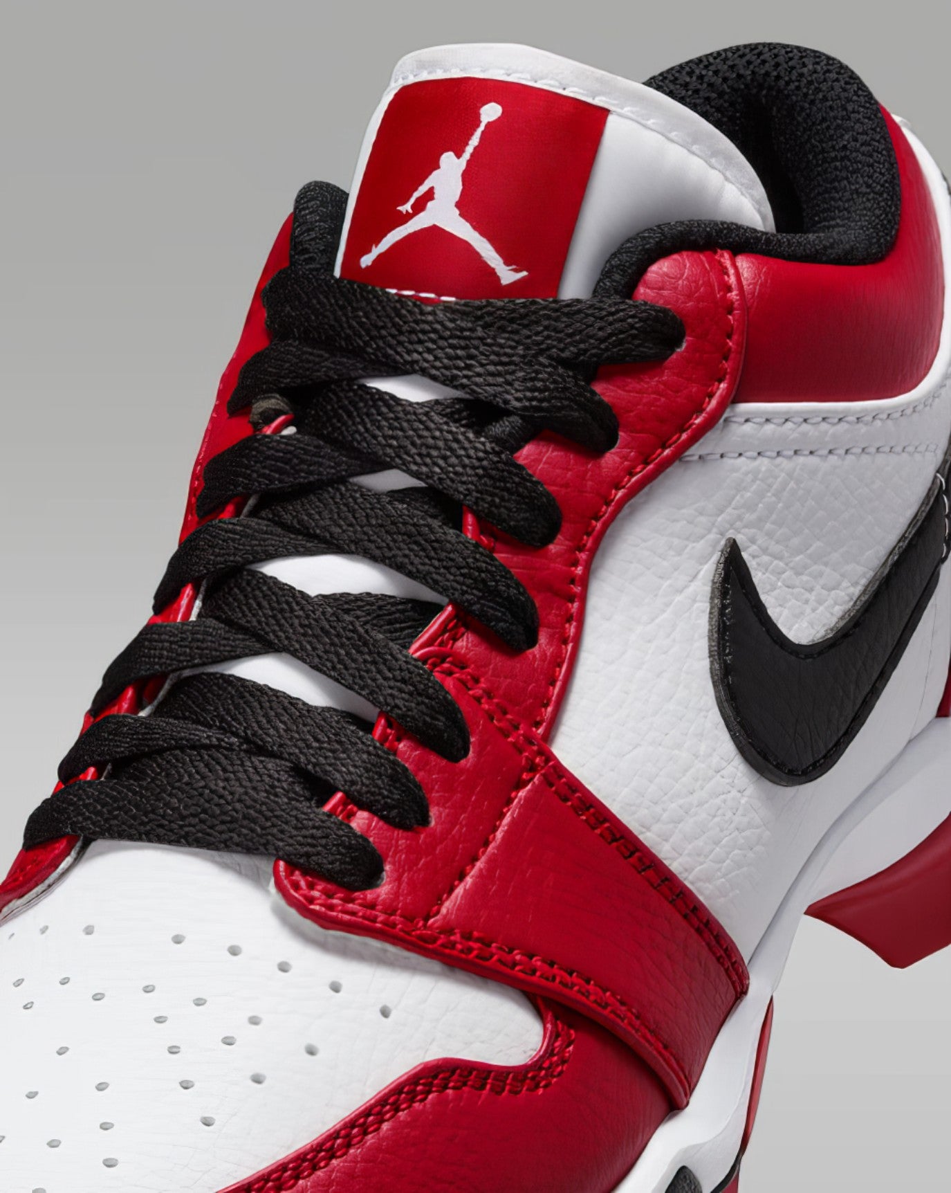 Zapato Cleats Nike Jordan 1 Low 25 Youth Blanco/Rojo