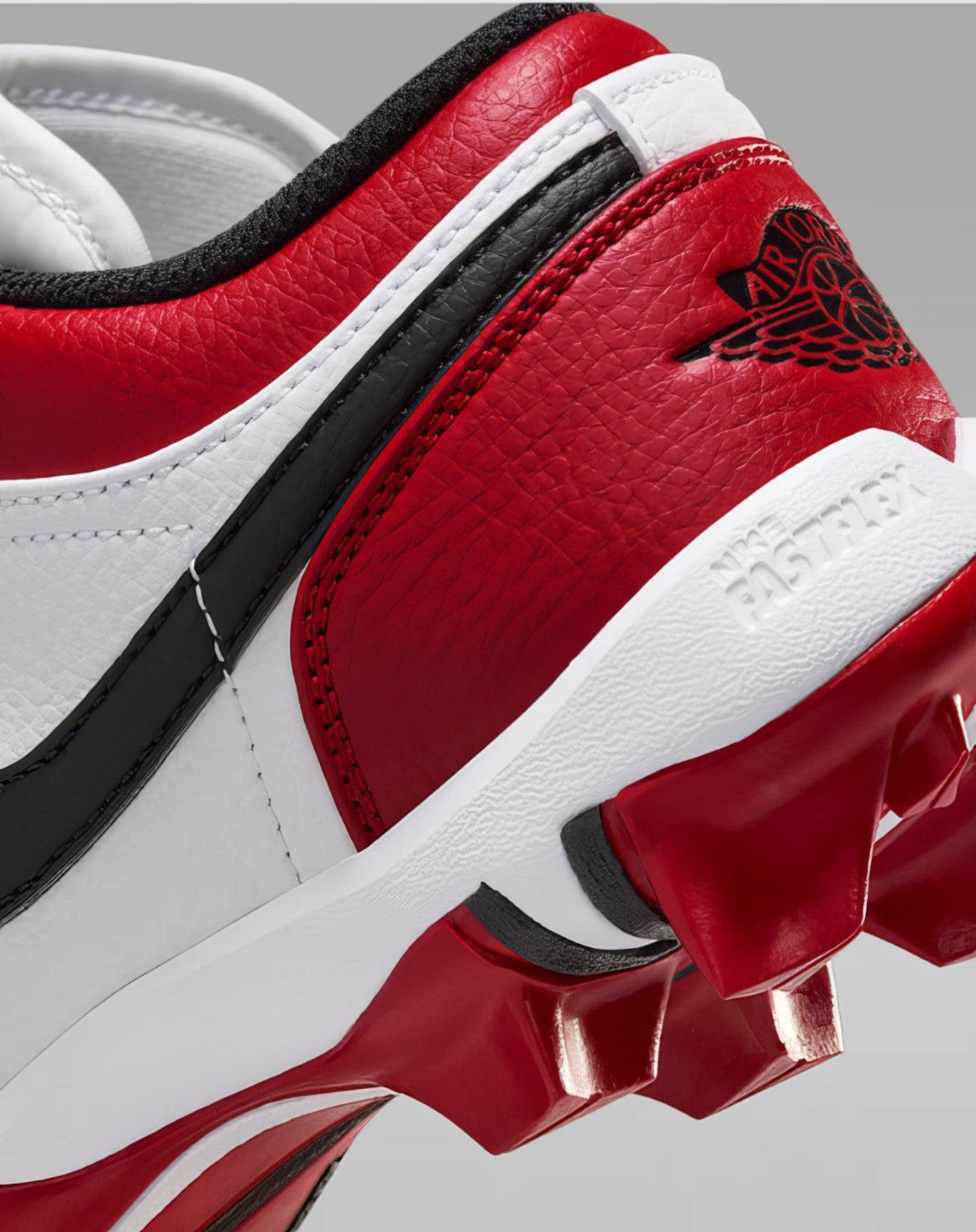 Zapato Cleats Nike Jordan 1 Low 25 Youth Blanco/Rojo