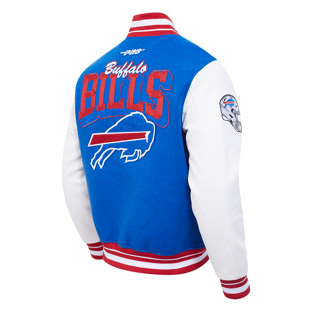 Chamarra Varsity Pro Standard Team Badge Buffalo Bills