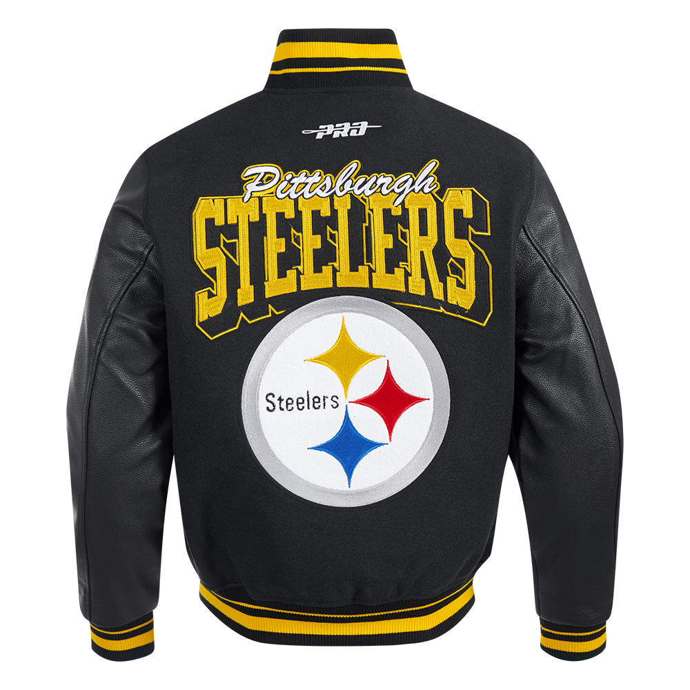 Chamarra Varsity Pro Standard Team Badge Pittsburgh Steelers