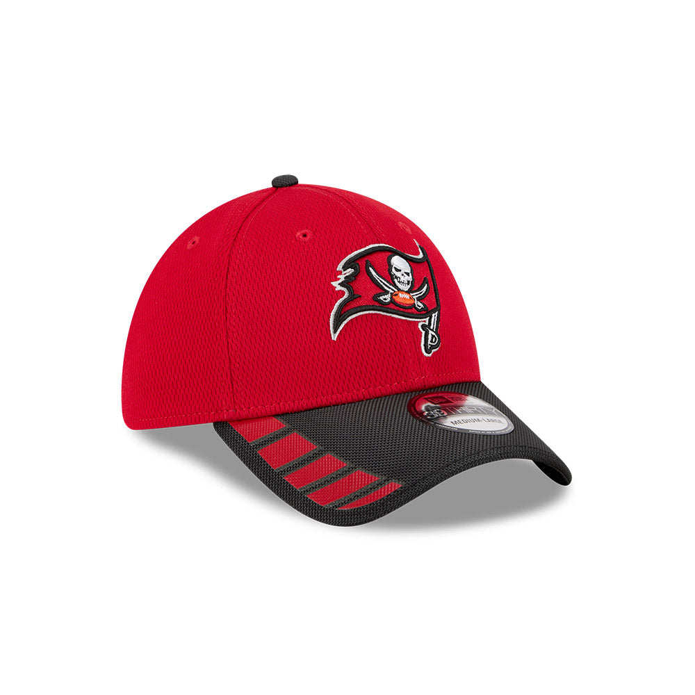 Gorra New Era 3930 Visor Hit 25 Buccaneers - NERIAS DEPORTES