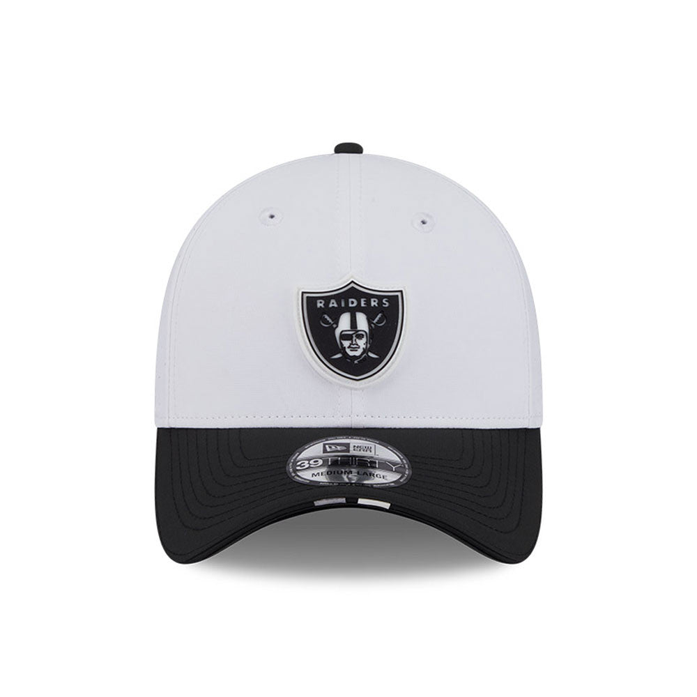 Gorra New Era 3930 Training 25 Las Vegas Raiders
