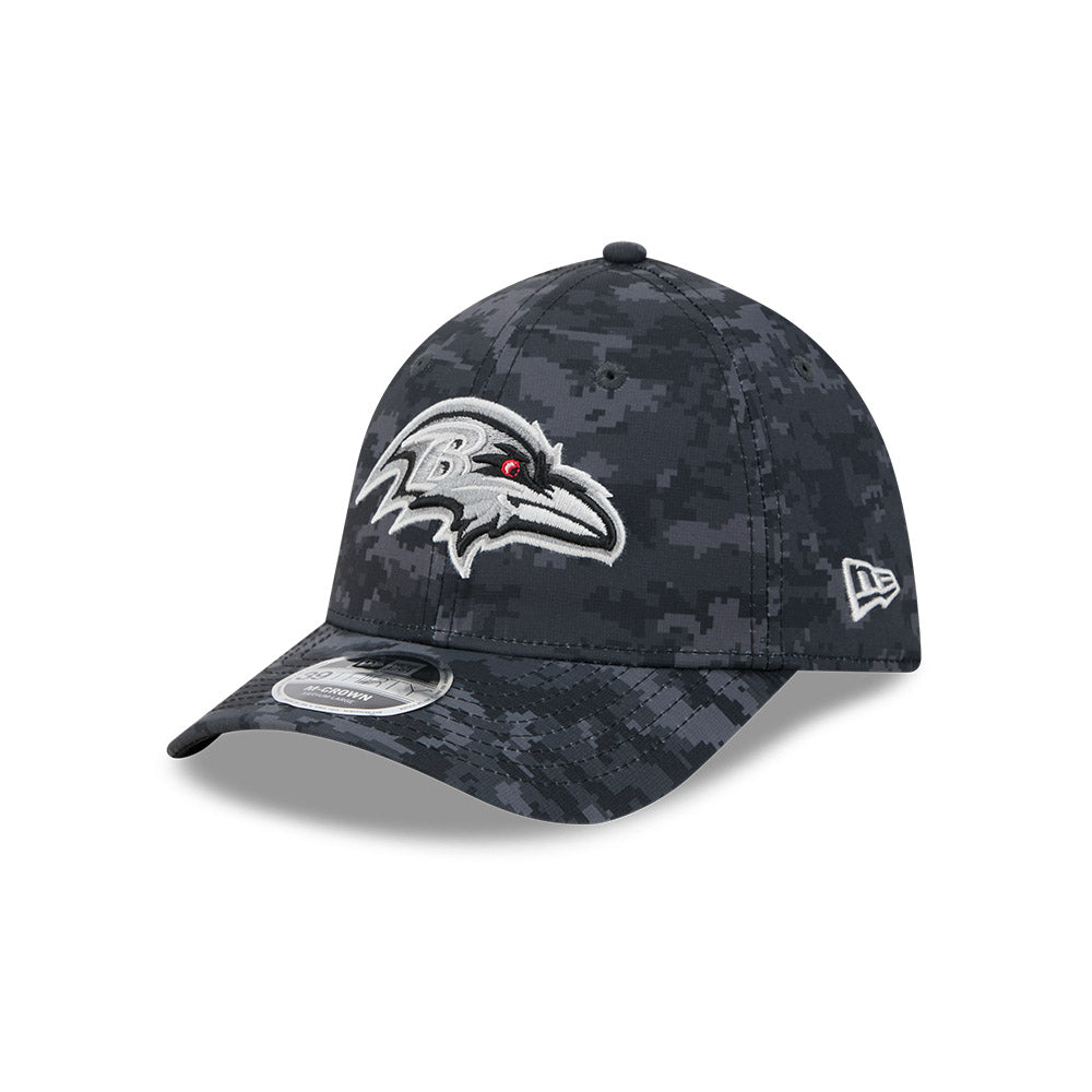 Gorra New Era 3930 Salute To Service 26 Ravens