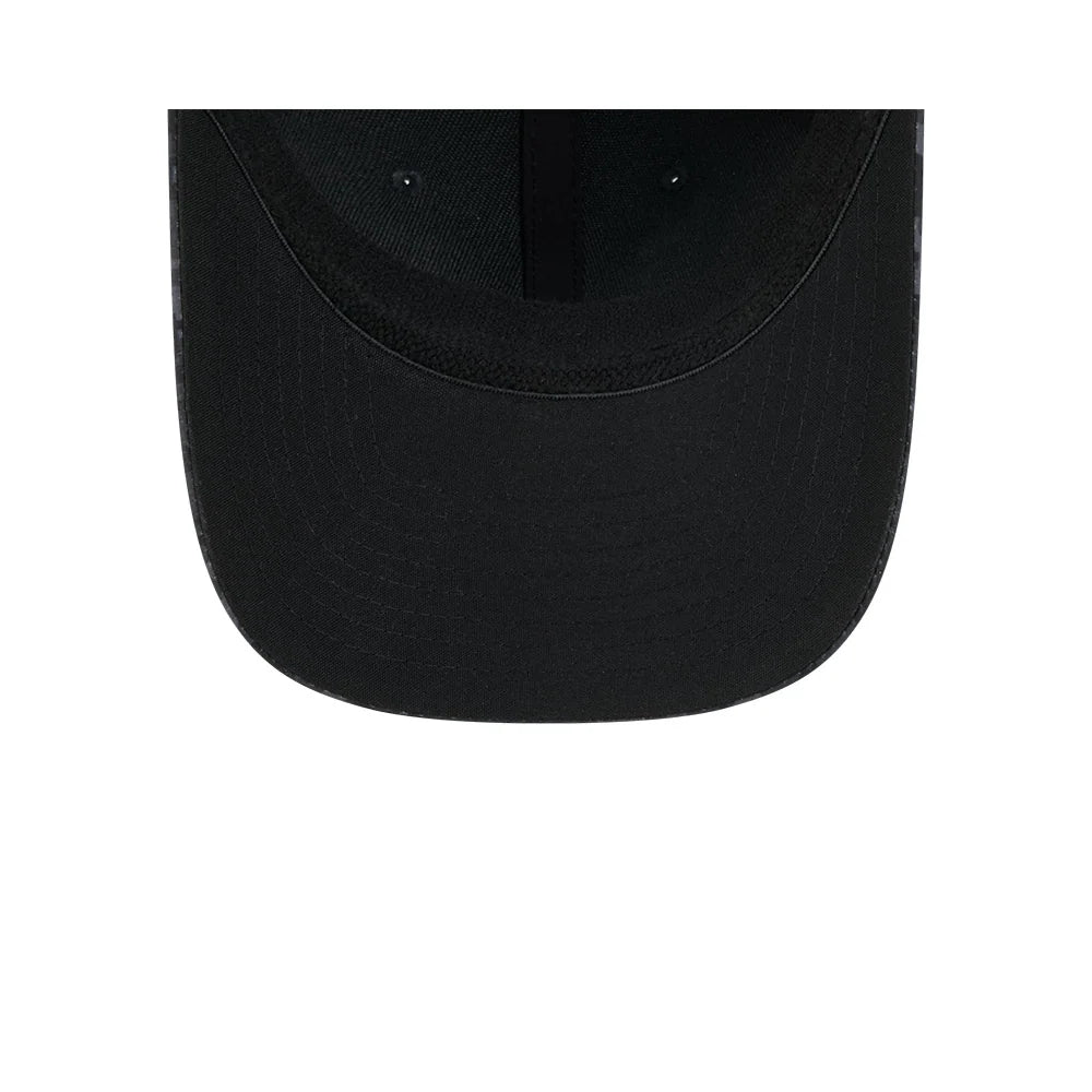 Gorra New Era 3930 Salute To Service 26 Commanders