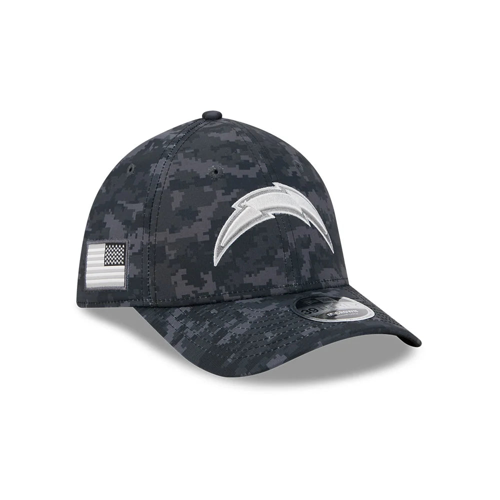 Gorra New Era 3930 Salute To Service 26 Chargers
