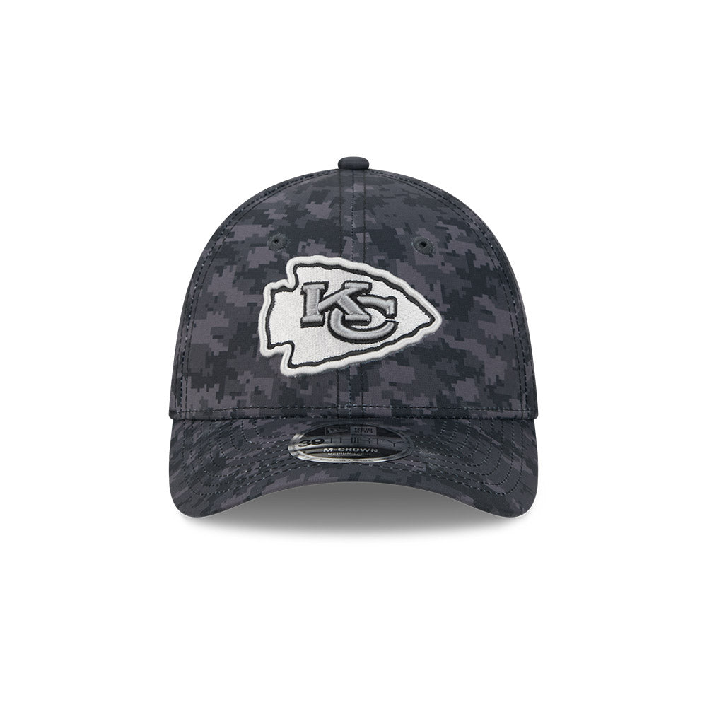Gorra New Era 3930 Salute To Service 26 Chiefs