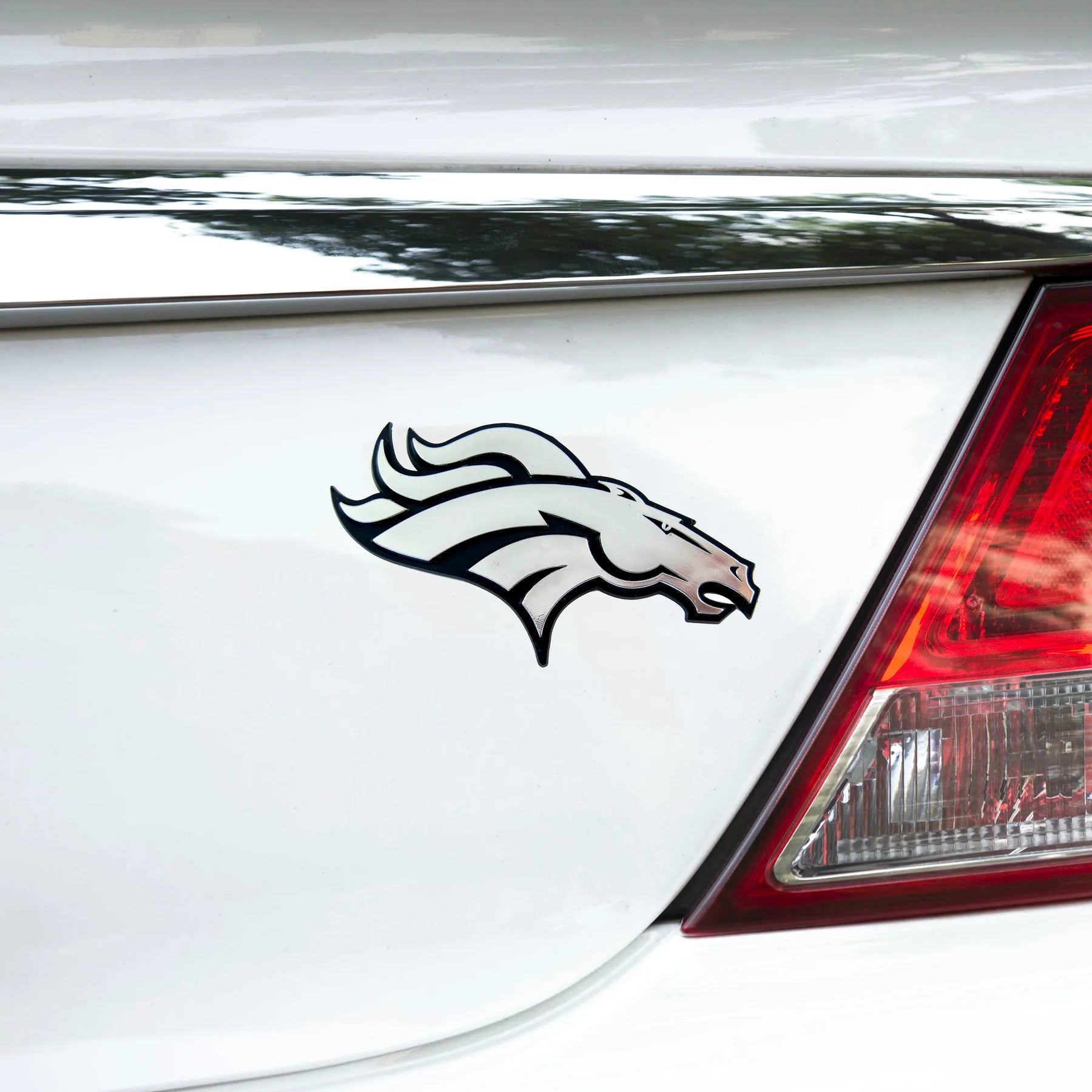 Auto Emblema Plástico Logo NFL Denver Broncos