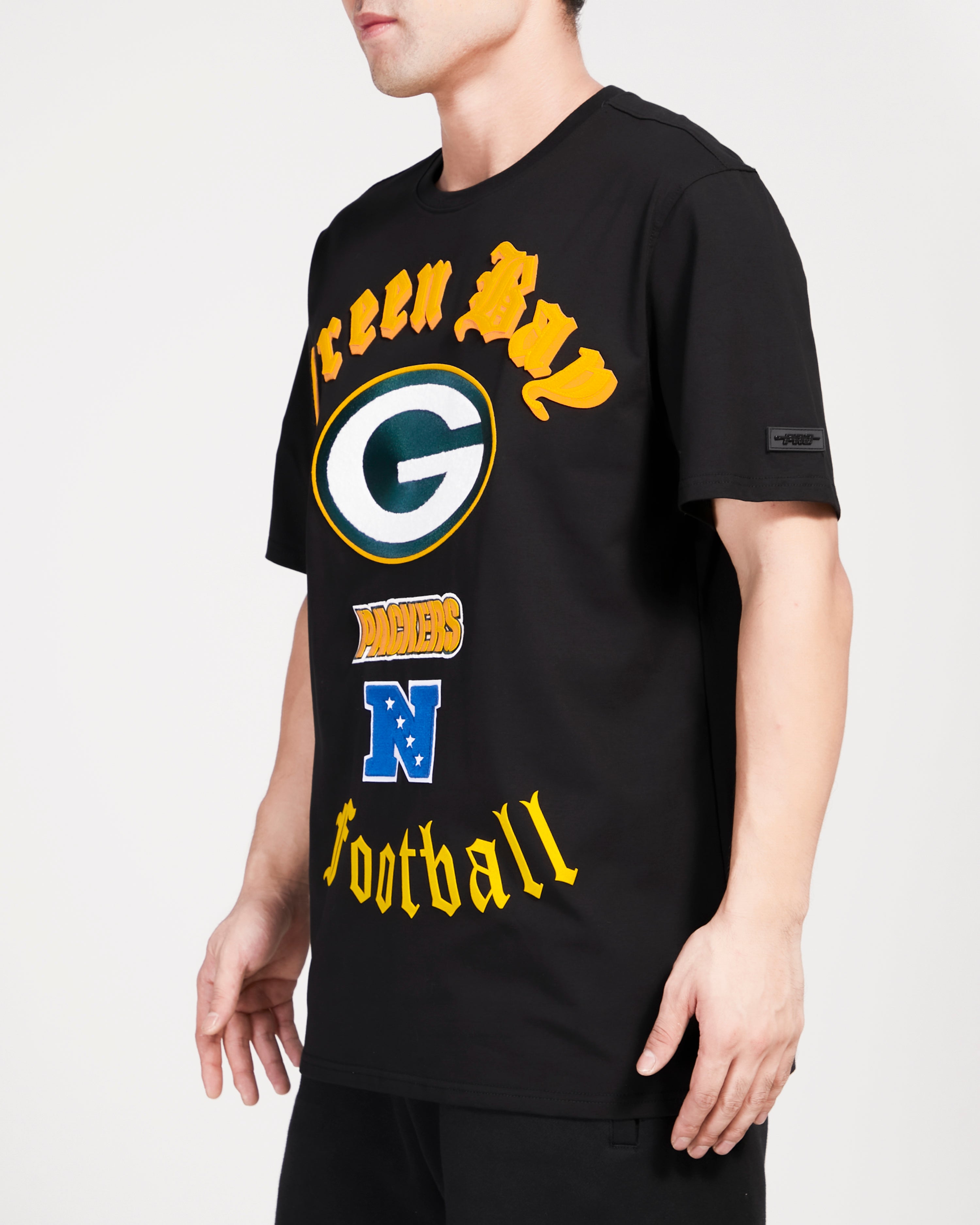 Playera Pro Standard Old English Green Bay Packers