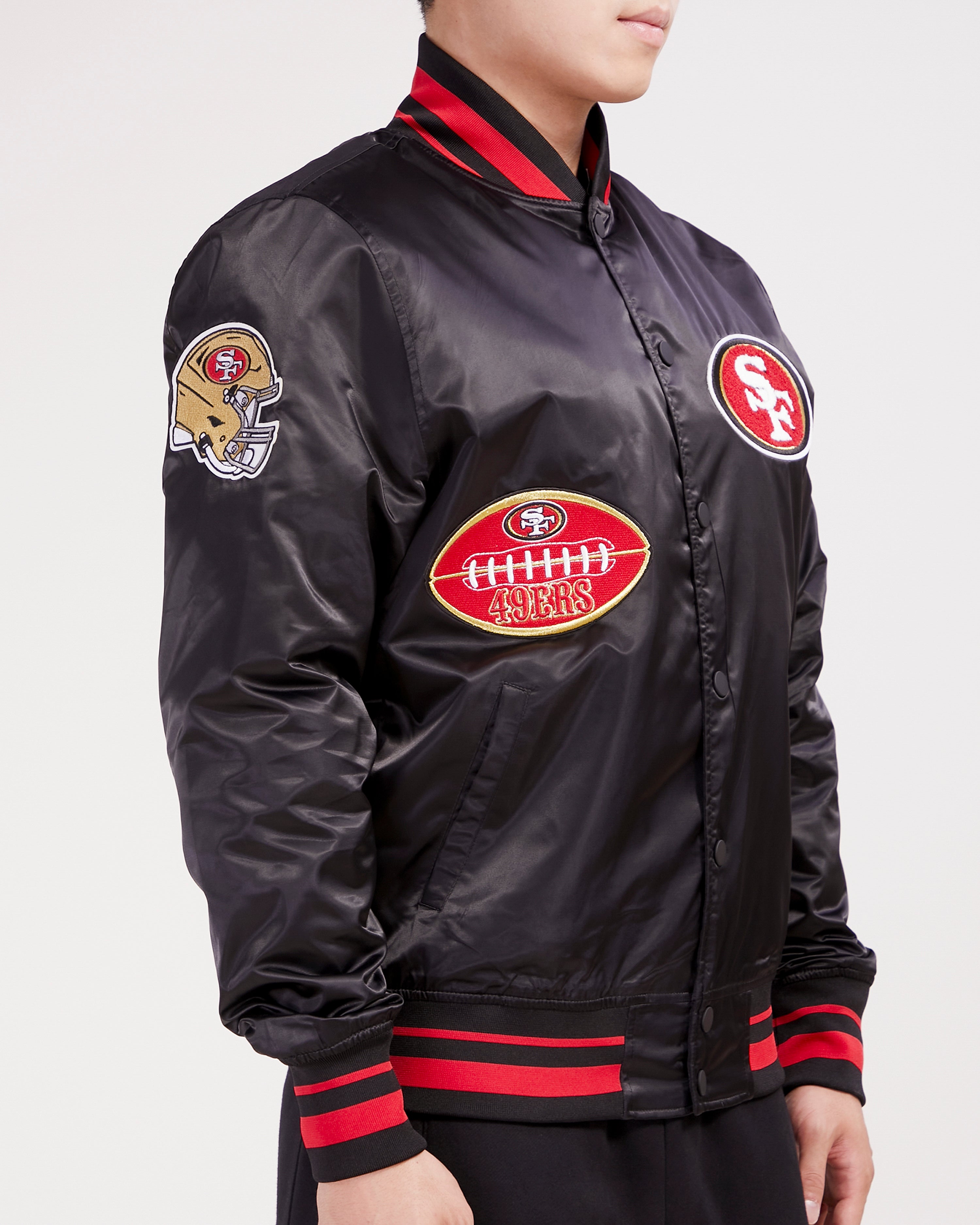 Chamarra Pro Standard Satin Old English San Francisco 49ers en Negro