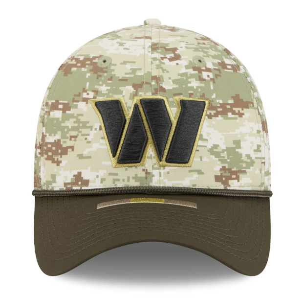 Gorra New Era 3930 STS 25 Commanders - NERIAS DEPORTES