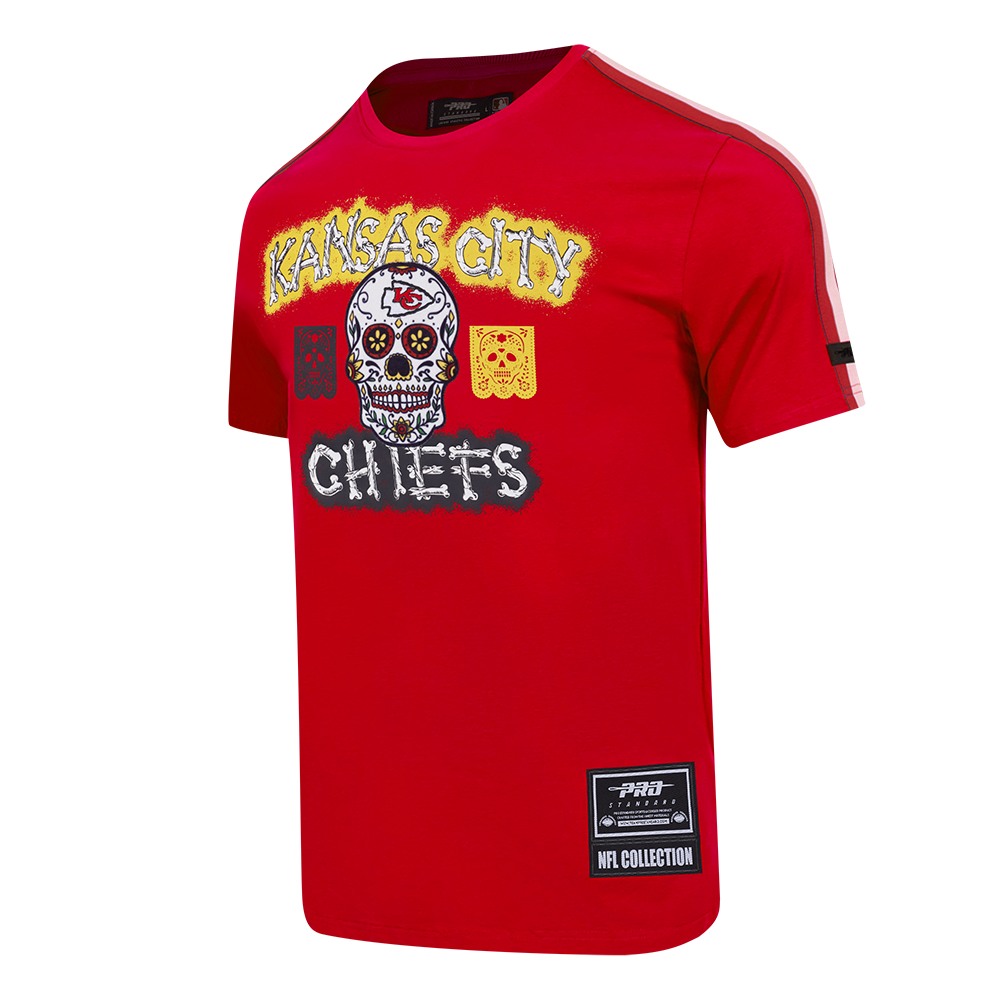 Playera Día De Muertos Pro Standard Bones Kansas City Chiefs