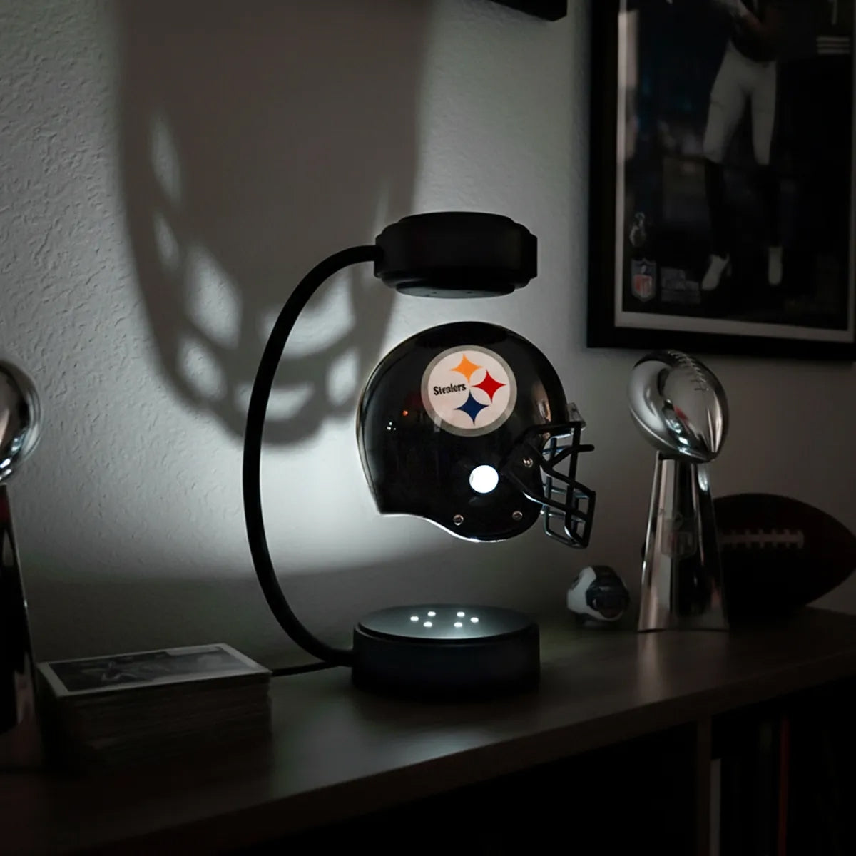 Lámpara Led Casco Flotante Giratorio NFL Pittsburgh Steelers